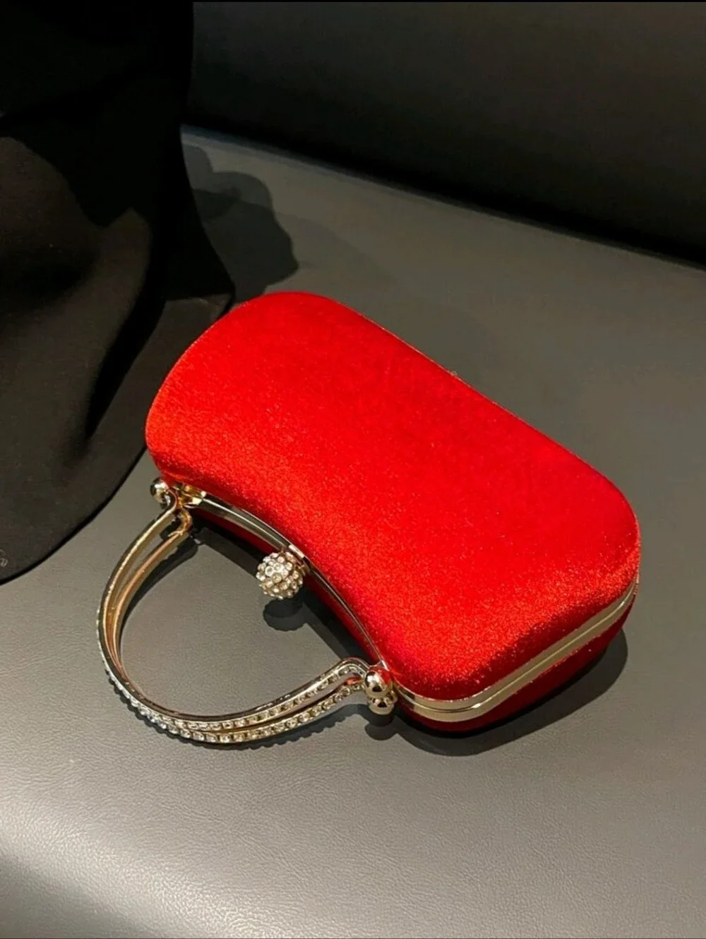 BRAND NEW ** Elegant Red Velvet Evening Clutch with Crystal Handle